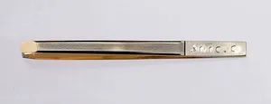 Eyebrow Tweezer - Image 1