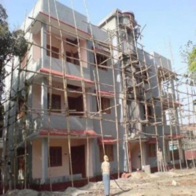 Commercial Construction Service Team Expertise Skilled Architects, Engineers, And Contractors Post-construction Support Maintenance And Renovation Services - Image 1