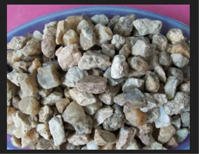 Coarse Gravels Material Glass Application Bore Well, Concrete, In Road Building, Railroad, Walkways, Switch Yard (oil Transformer) Power Plant, Water - Image 1
