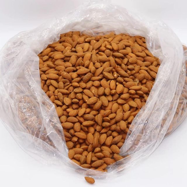 Almond nuts - Image 2