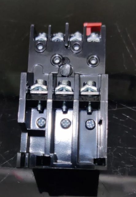 TC Thermal Overload Relay Brand TC Frequency 50Hz Color Black Base Current Rating 10A Rated Voltage 220V Material Copper And - Image 1