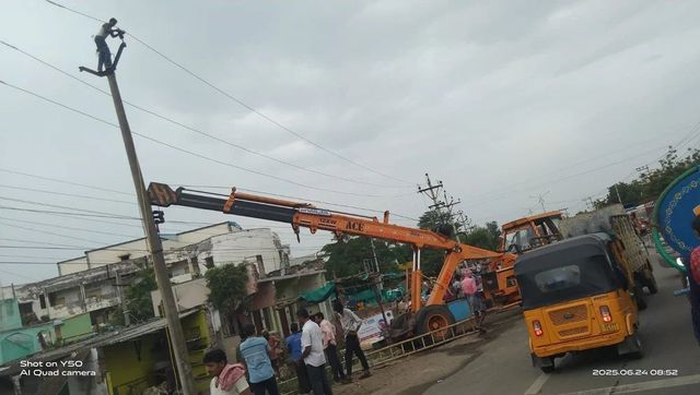 100 kva Transformer Installation Services, 10 amp Downtime Minimization Services Minimize Downtime Failure Risk Reduction Reduces Risks Of Installation-related Failures - Image 1