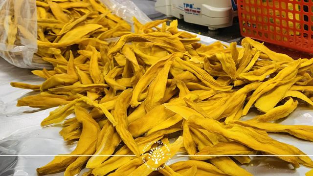 Vacuum Dried Mango – product photo 3, product detail gallery