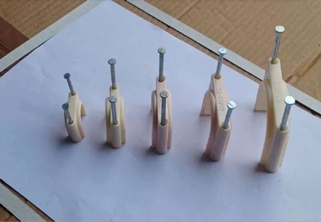 0.5 Inch CPVC Double Nails Cable Clips Available Sizes 1 Inch, 2 Inch, 3 Inch, 4 Inch Clip Type Double Clip Usage Cable Fitting - Image 2