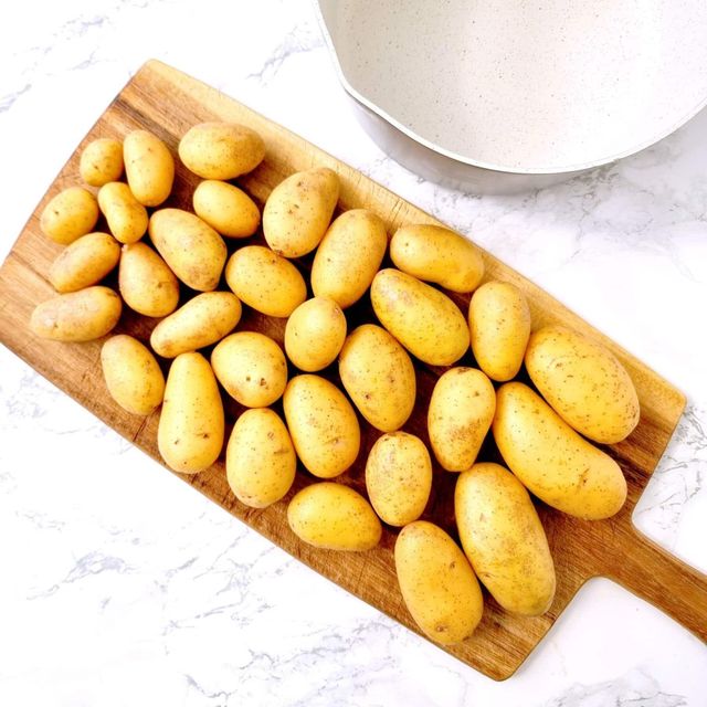 Fresh Potatoes Carefully Selected Premium Potatoes For Wholesale Traders And Retailers - Image 2