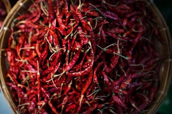 Red Chilli (Lal Mirch) Delivery Form Bag Organic Natural, Yes Chili Type Bhut Jolokia, Guntur, Other Degree of Spiciness Medium, Mild, Spicy - Image 3