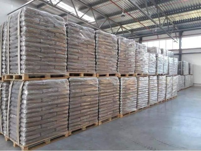 Wood Pellets for Heating 15 kg Bags Wood Pellets - Image 4