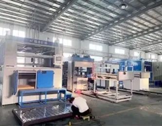 Vacuum Forming Machine for Producing Food Storage Containers, Pizza Storage Containers - Image 4