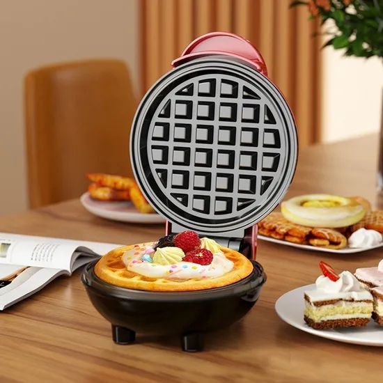 Baking Waffle Maker Mini Electric Pancake Maker HS Code 85167210 Trademark Hiking Model NO. HD-2647 Origin Ningbo China Voltage 220-240V/350W - Image 1