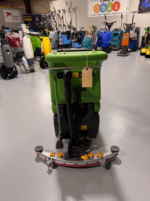 IPC Eagle CT50 20" Walk-Behind Scrubber NEW - Image 4