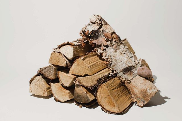 Factory Price Birch Firewood Kiln Dried Export Supply Bulk Sale - Image 5