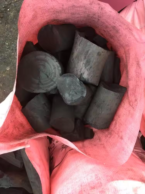 Carefully Processed Hardwood Lump Charcoal Natural Timber Origin Packed For Global Buyers - Image 4