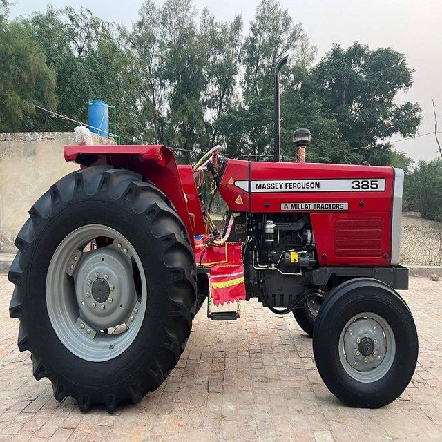 Cheap Massey Ferguson 385 4WD Agricultural Tractor 90HP for Diesel Engine Pump High Productivity - Image 5
