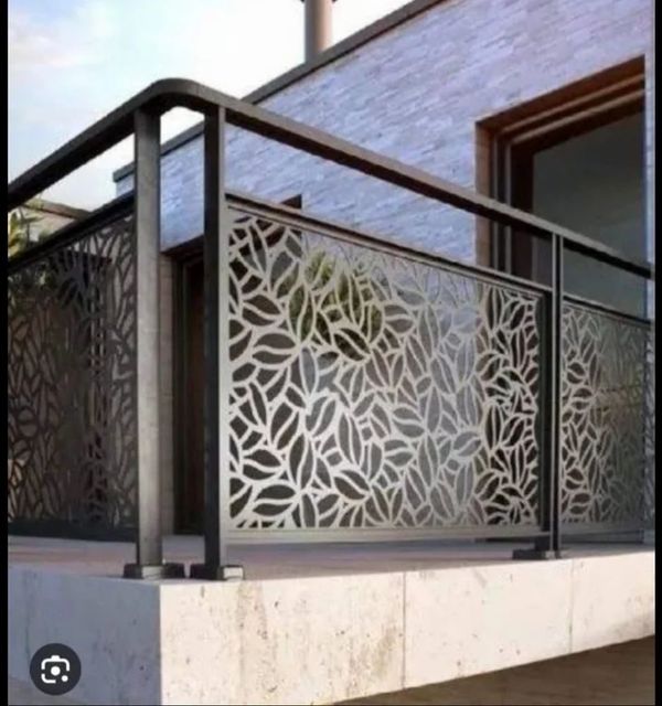 Polished Steel Railings, For Home Gauge 18 Design Panel Color Silver Position Balcony I Deal In New Only Material Grade SS - Image 1