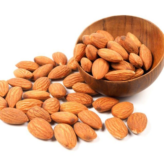 Roasted Almonds Premium Grade California Nuts Light Crunch Rich Taste Ideal For Salad Topping Dessert Decoration And Healthy Lifestyle Nutrition Boost - Image 5