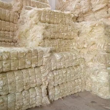 High-Quality Eco-Friendly Sisal and Hemp Fiber Blend – Flame Retardant Treated Natural Fiber Made from Coconut Sources, UG Grade for Concrete Reinforcement, Industrial Use, and Wholesale Bulk Supply - Image 4
