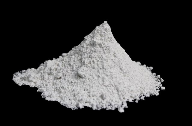 Wholesale Dicalcium Phosphate DCP 18% Animal Feed Powder Improve Immunity Feed Additive - Image 3