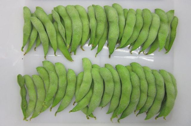 IQF edameme frozen soybean soy beans Pod Length 5-8cm Delivery Form Bag Kernels Per Pod 2-3 Shelf Life 24 Months Features No Added Sugar - Image 2