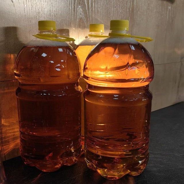 Used Cooking Oil Recycling Machine Recycling Plant Waste Vegetable Oil for Export Bulk Quantity - Image 3