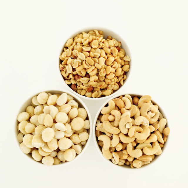 Food Grade Raw Cashew Nuts W320 for Bulk Trade Industrial Use - Image 2