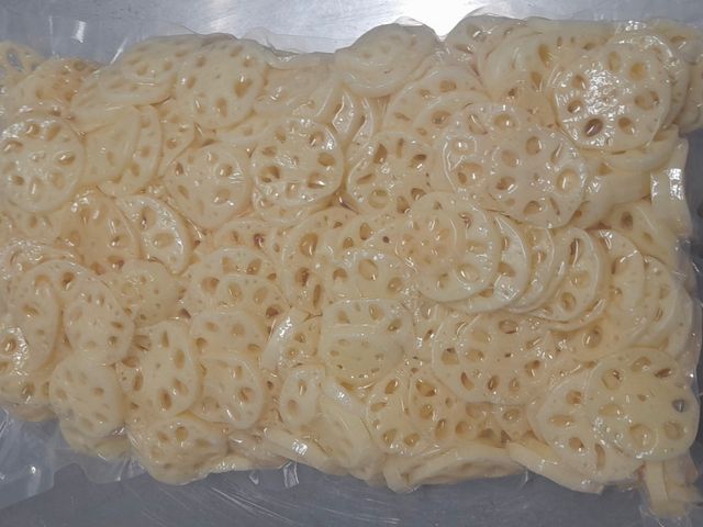 Frozen lotus root slice cut frozen vegetables food, carton packing on customized OEM/ODM Vietnam - Image 3