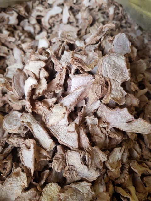 Hot Sale Air Dry Ginger Factory Price Dried Slices Whole Ginger Dried Whole & Split Slice Dry Mature Ginger - Image 4