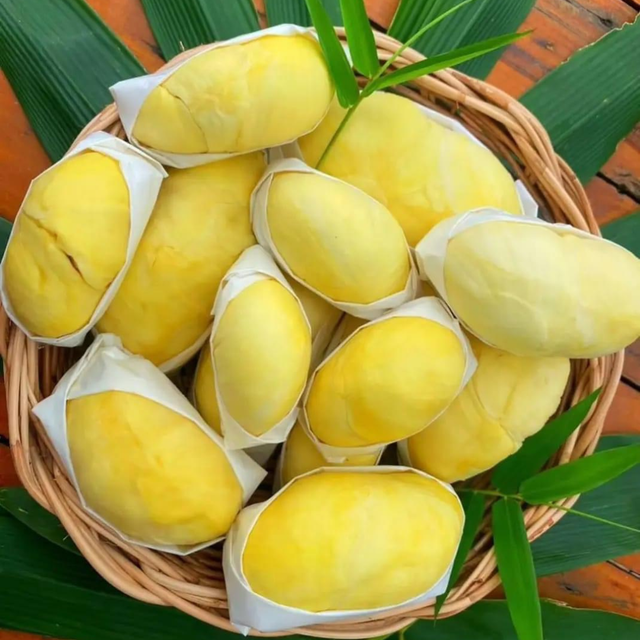The Hot Fresh Durians ,Flesh Durian Malaysia, Fresh Durian fruit for sale Organic fruits Packing Box in Vietnam - Image 4