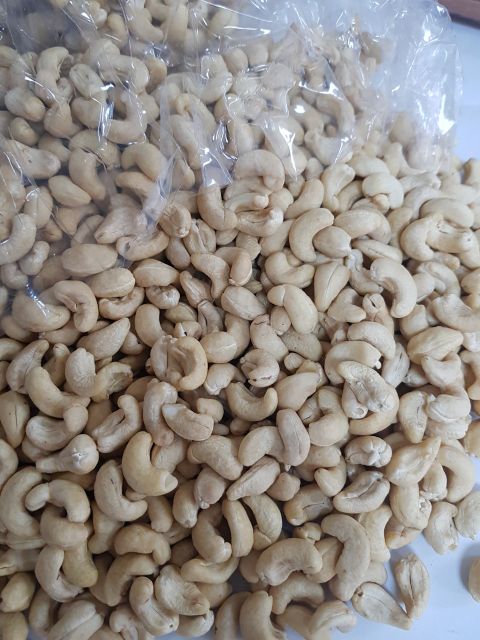 Vietnam raw cashew nut organic origins Use Direct Grade W320 Style Dried Shelf Life 3 Brand Name Expo Type Cashew Nut Specification - Image 5