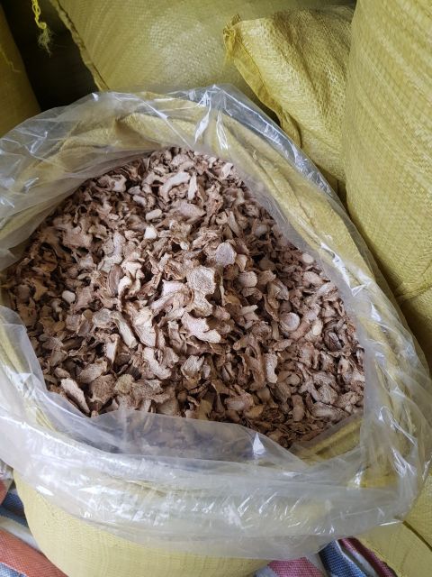 Air Dry Ginger Factory Price Dried Slices Whole Ginger Dried Whole & Split Slice Dry Mature Ginger - Image 3