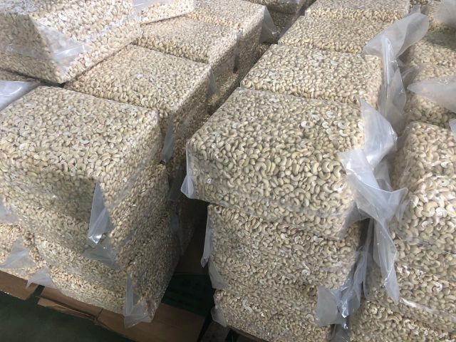 Prime Quality Cashew Nut Good Taste Raw Cashew Nut Best Price Factory Wholesale - Image 4