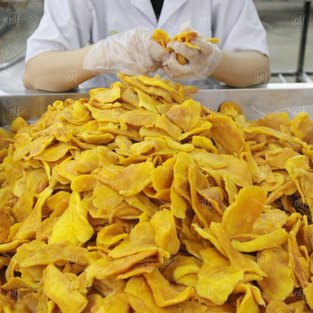 Premium Quality Delicious Soft dried Mango fruit snack Wholesale Healthy Soft Dried Fruit Mango - Image 4