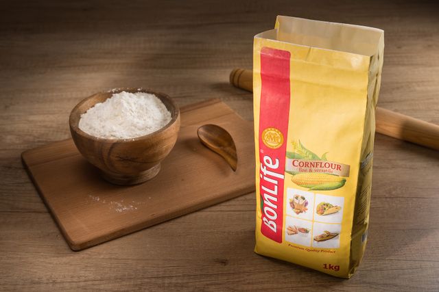 BONLIFE Corn flour Origin Ukraine Color Yellowish Ash Content 0.45% Fat Content 1.45% Moisture Content 11.4% Purity 100% Natural, Free From - Image 4