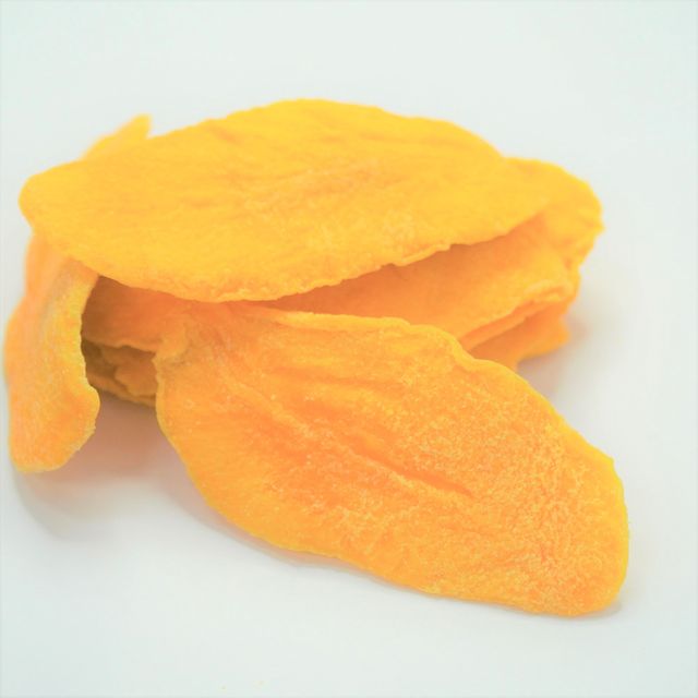 QUICK BUY! 100% FRUIT DRY MANAGON No Coloring SAFE FOR ALL CHILDREN Snacks - Image 1