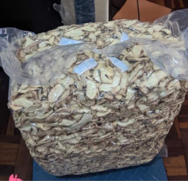 SLICED DRIED GINGER VIETNAM CHEAP PRICE FOR EXPORT IN BULK FACTORY PRICE HOT SALE 2023 ORGANIC – product photo 3, product detail gallery