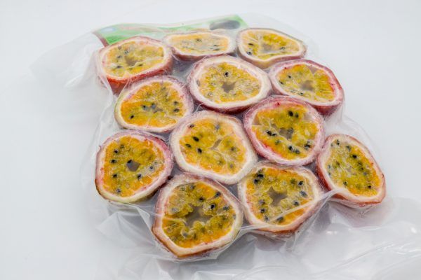 Wholesale passion fruit seed or seedless Tropical fruits from Vietnam frozen cube tropical fruits wholesale good price - Image 6