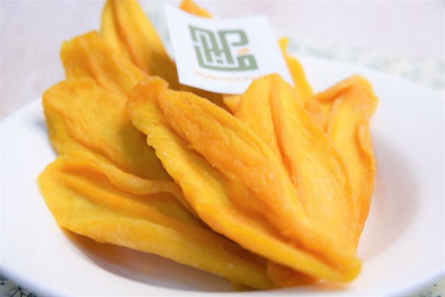 HOT PRICE! SOFT DRIED MANGO Rich taste Not too sweet EASY TO EAT Suitable for snacks - Image 5