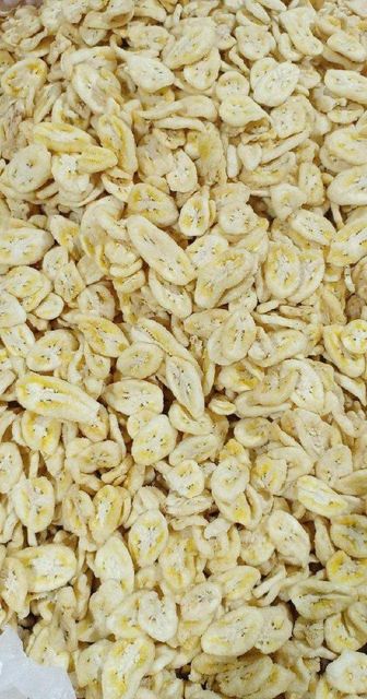 Crispy Dried Banana Packaging 10kg/ box Shelf Life 12 months Brand Name Le Gia Group Material 100% Fresh Banana Drying Process Crispy - Image 2