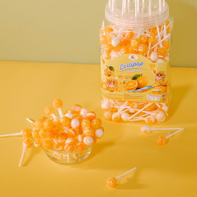 Best selling tasty Natural Orange flavour Lollipop candy from natural fresh fruits made in Vietnam manufacture - Image 3