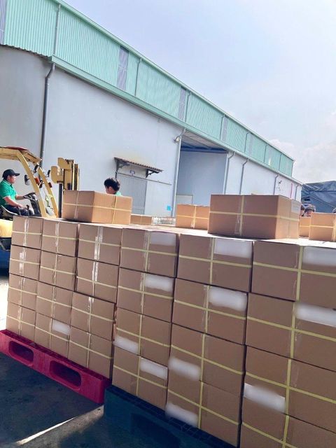 Soft Dried Pineapple  Type 1 Color Yellow Shelf Life 6 months Material Fresh Pineapple Place of Origin Viet Nam Max. Moisture (%) 15- - Image 6