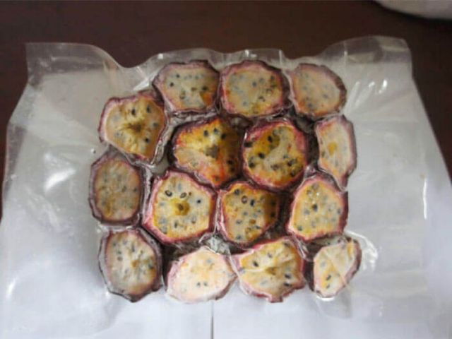 Vietnam Frozen Passion Fruit juice is rich in vitamins, exported to USA, EU, ASIA with high quality and best price. - Image 4