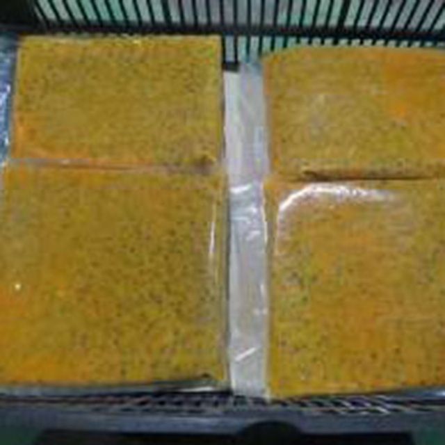 Frozen Passion fruit juice for wholesale / Quick response and Good price (VietNam) - Image 3