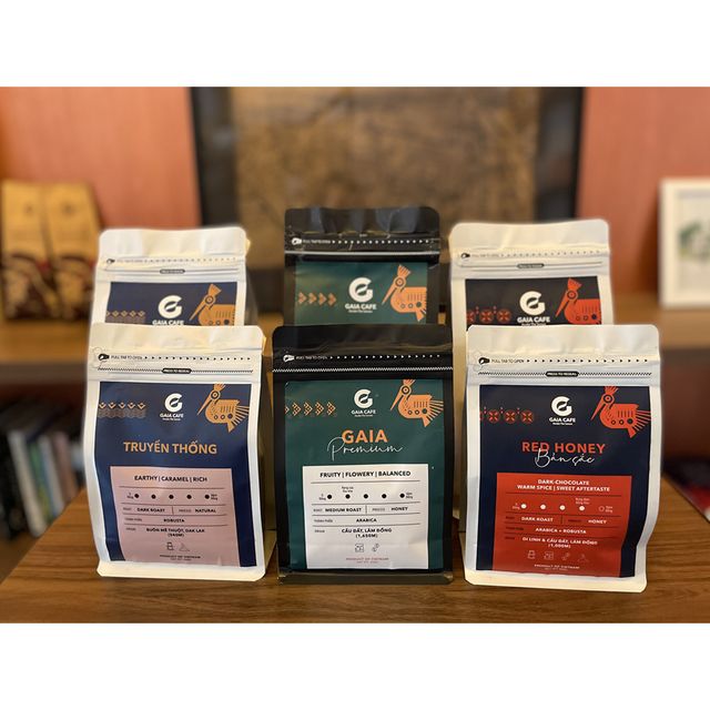 Roasted Custom Blend Arabica Robusta Blended Coffee Beans Strong, Dark Chocolate Flavors Vietnamese Premium Product - Image 4