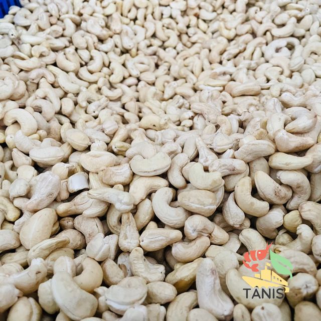 Organic Raw Cashew Nuts w320 w240 with high quality / Dried Cashew kernels kaju HACCP, FSI - Image 3