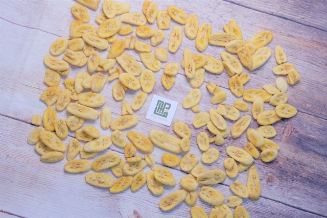 HOT SALES: High-quality DRY BANANA is a fast food consumed in many markets – product photo 3, product detail gallery