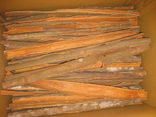 SPLIT CASSIA, VIENTAM ORIGIN, HIGH QUALITY, BEST PRICE, USED AS SPICES FOR FOOD - Image 5