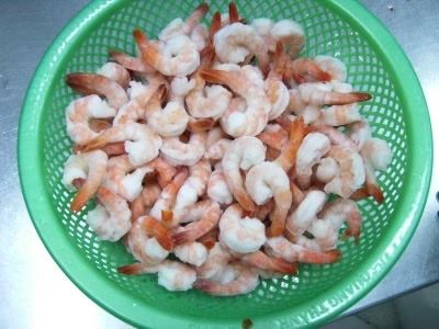 Hot selling Frozen Vannamei Shrimp IQF 10kg packing cooked peeled deveined tail on (PDTO) from Vietnam exporter - Image 2