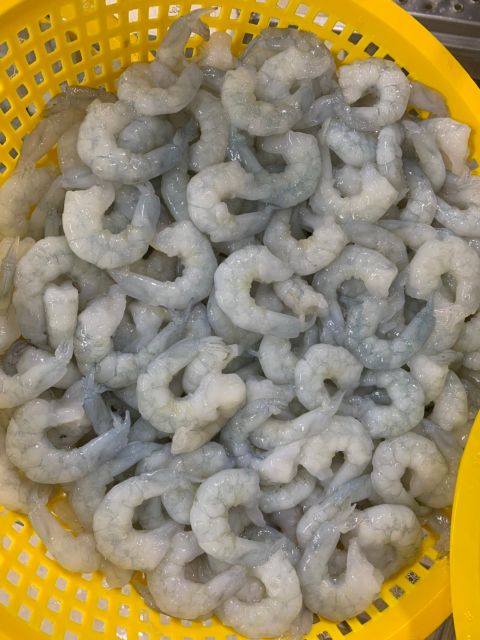 White Frozen Vannamei Broken Prawns Wholesale from Vietnam - Image 2