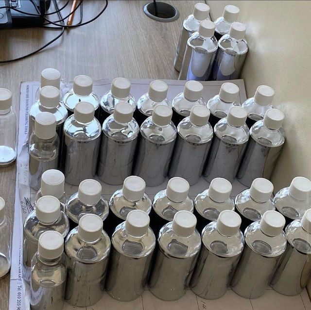 Pure Silver Liquid Mercury 99.99% For Gold Mining Odor Odorless Vapor Density 7.0 Appearance Silver Net Weight 34.5 Kg Solubility Insoluble for gold extraction - Image 2