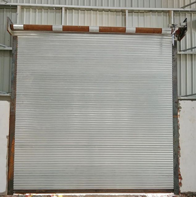 Mild Steel Remote Rolling Shutter with RF Remote & Auto Stop (Side Motor, 800 kg) - Image 4