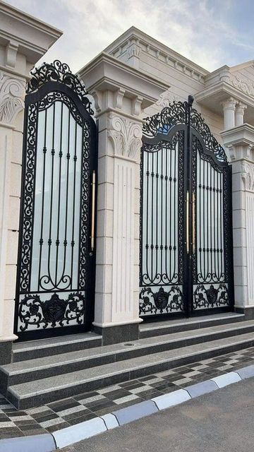 Satin Stainless Steel Glass Railing (12mm Clear) Finish Satin Glass Design Clear Glass Thickness 12mm Material Stainless - Image 5